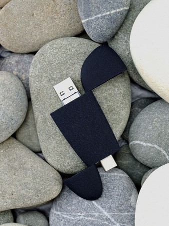 Флешка Pebble Universal, USB 3.0, черная, 32 Гб