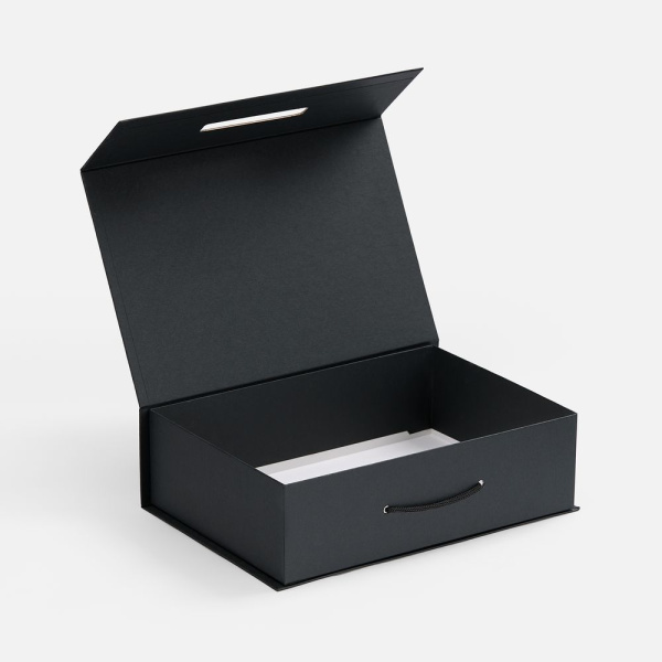 Коробка Case, подарочная, черная